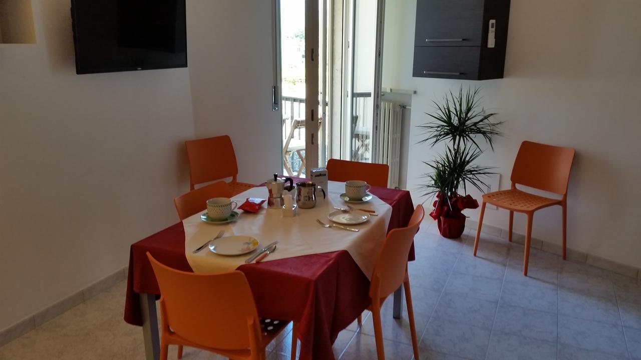 Caba Holiday Bardolino Gritti מראה חיצוני תמונה